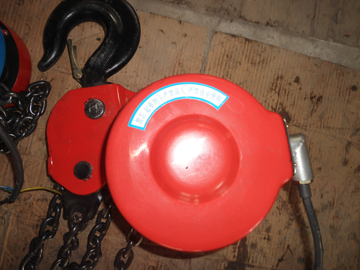 群吊環(huán)鏈電動(dòng)葫蘆 爬架環(huán)鏈電動(dòng)葫蘆